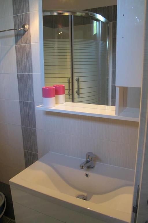 Ioulia Apartment *